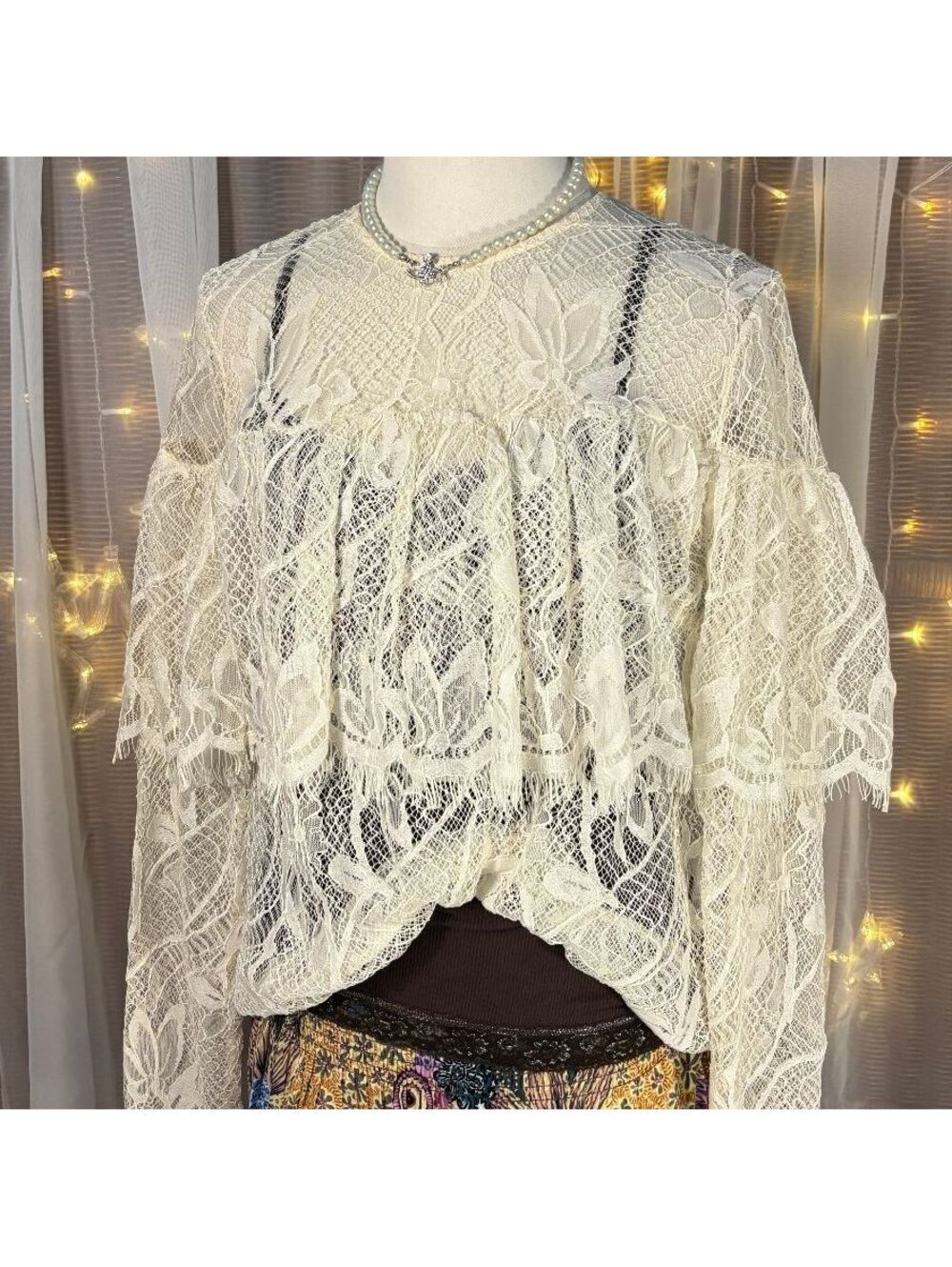 Who What Wear Ivory Floral Lace Sheer Boho Bell Sleeve Blouse Small Festival